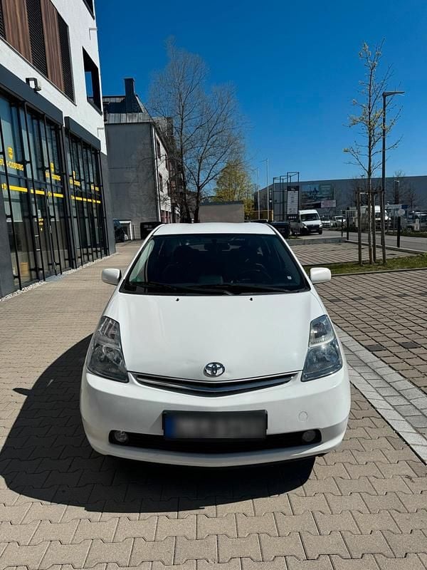 Second-hand Toyota Prius Sol 77 CP (56 kW) 2009 Alb Hatchback