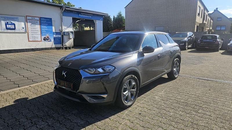 Grau Gebraucht 2023 Citroën DS3 SUV | 13.700 € (Guter Preis) - Bild 1/4