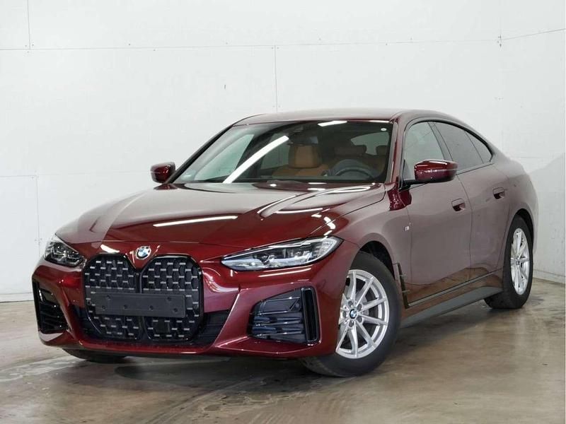 Rot Gebraucht 2024 BMW 420 M Sport Coupé | 39.690 € (Guter Preis) - Bild 1/4