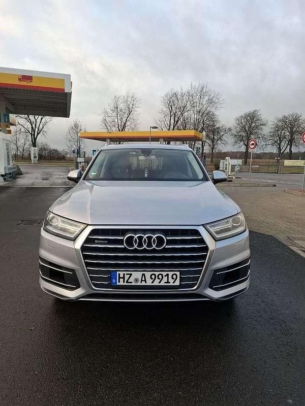 Gebraucht Audi Q7 333 PS (244 kW) 2016 Grau SUV