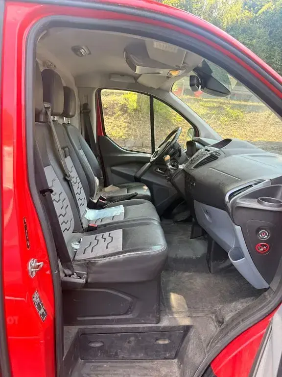 Gebraucht Ford Transit Custom Trend 125 PS (91 kW) 2012 Rot Van / Kleinbus