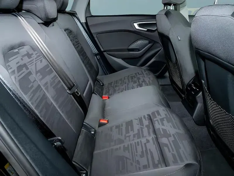 Gebraucht Audi A5 150 PS (110 kW) 2025 Schwarz Kombi