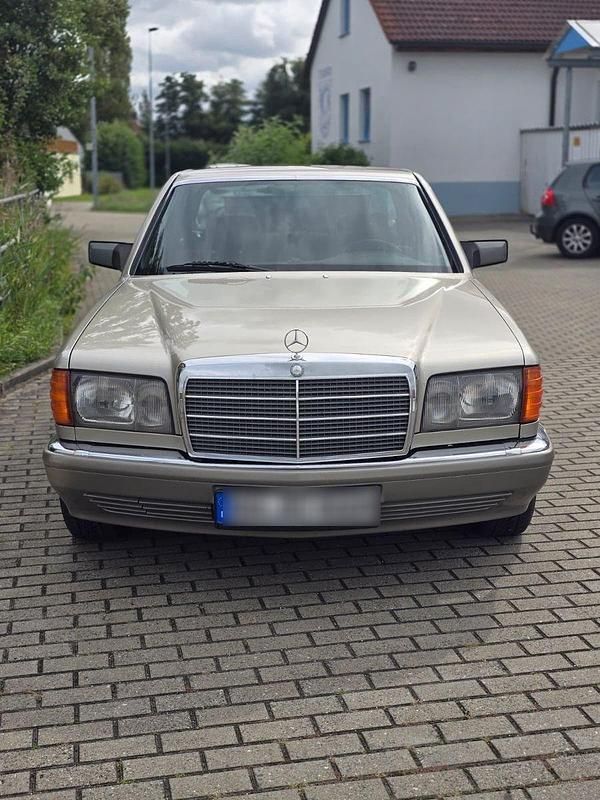 Beige Gebraucht 1991 Mercedes 260 Kombi | 9.000 € - Bild 1/4
