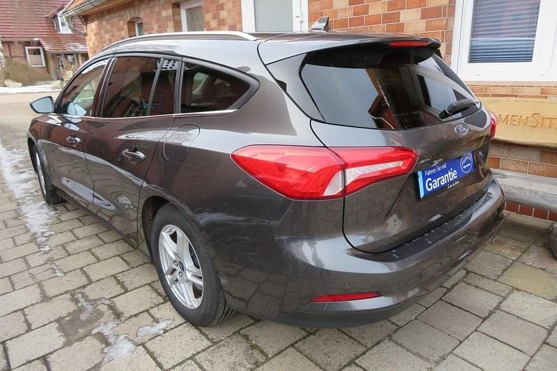 Gebraucht Ford Focus 120 PS (88 kW) 2022 Grau Kombi
