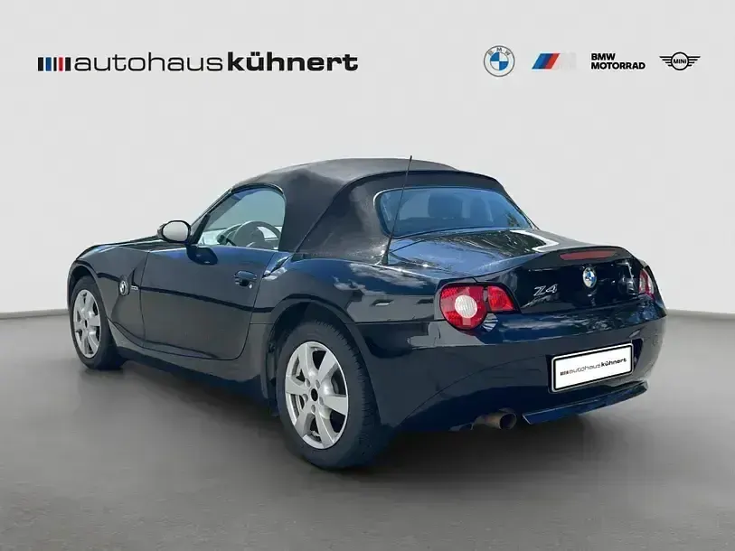 Gebraucht BMW Z4 Sport Line 150 PS (110 kW) 2005 Schwarz Cabrio