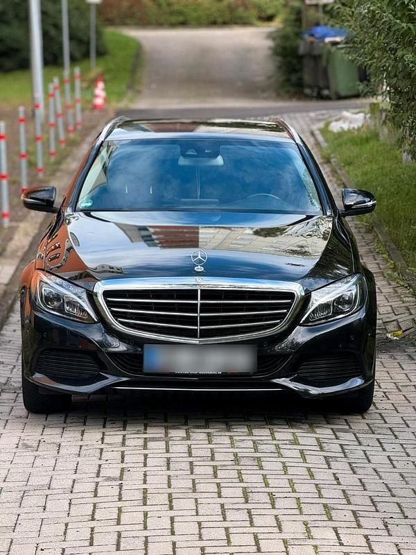 Schwarz Gebraucht 2016 Mercedes C220 Avantgarde Kombi | 14.000 € (Guter Preis) - Bild 1/4