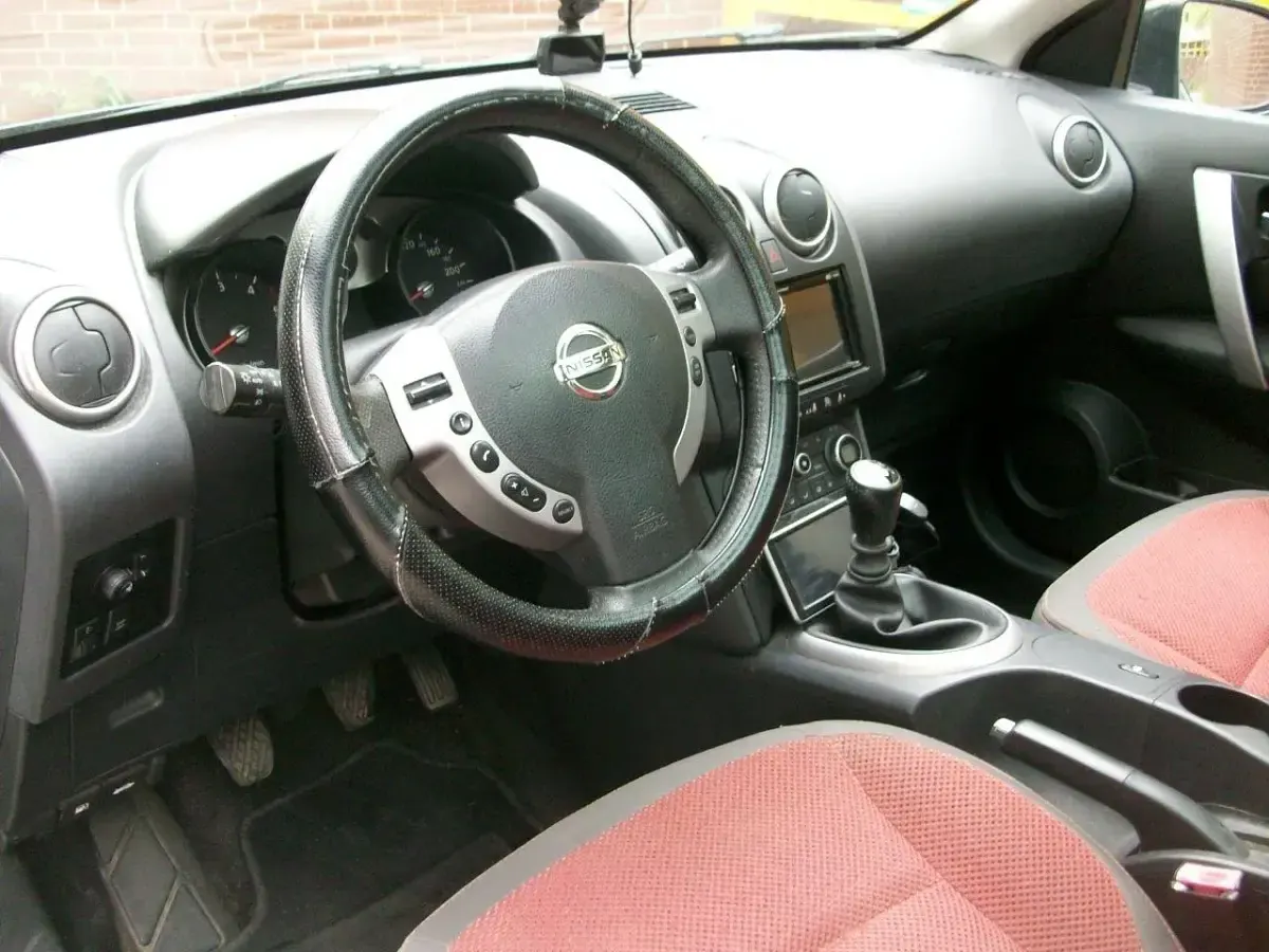 Gebraucht Nissan Qashqai 150 PS (110 kW) 2008 Schwarz SUV
