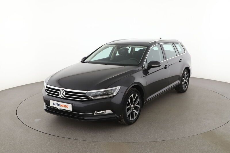Grau Gebraucht 2019 VW Passat Comfortline Kombi | 17.710 € (Guter Preis) - Bild 1/4