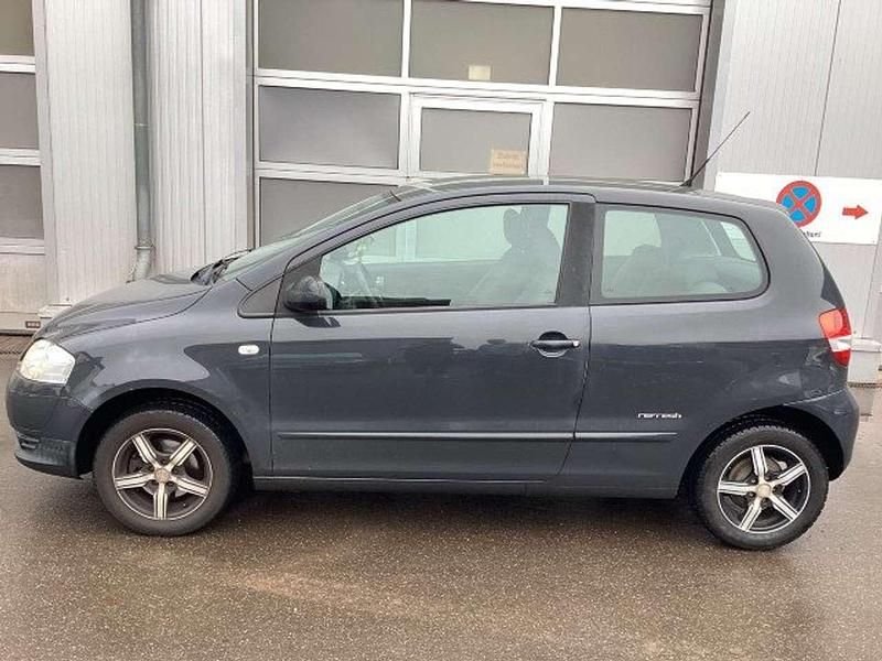 Usata VW Fox Refresh 54 CV (39 kW) 2009 Grigio Utilitaria