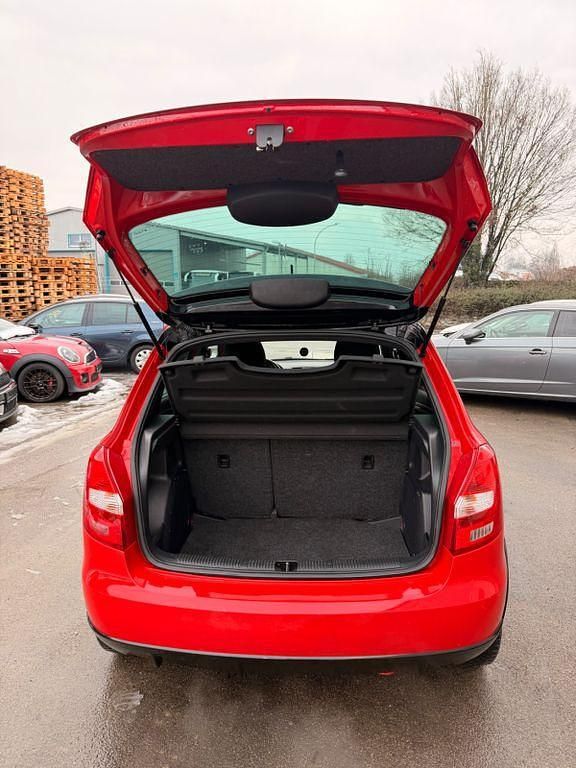 Gebraucht Skoda Fabia Monte Carlo 86 PS (63 kW) 2012 Rot Limousine
