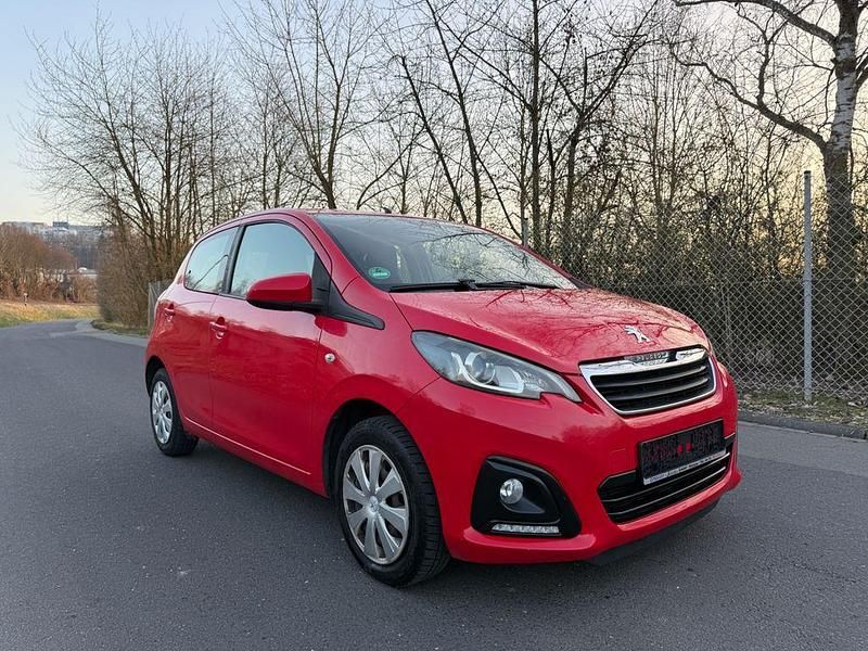 Gebraucht Peugeot 108 Active 69 PS (50 kW) 2015 Rot Kleinwagen