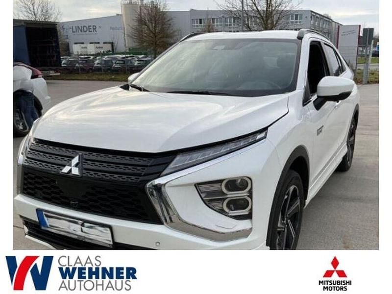 Gebraucht Mitsubishi Eclipse Cross Plus 188 PS (138 kW) 2022 S) (weiss SUV