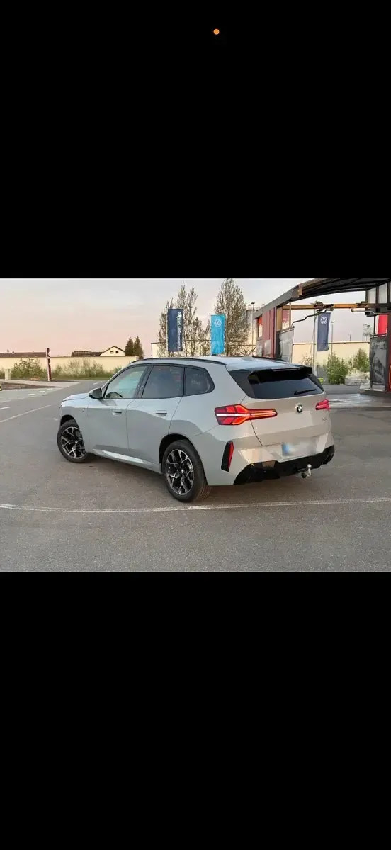Gebraucht BMW X3 Performance 197 PS (144 kW) 2025 Grau SUV