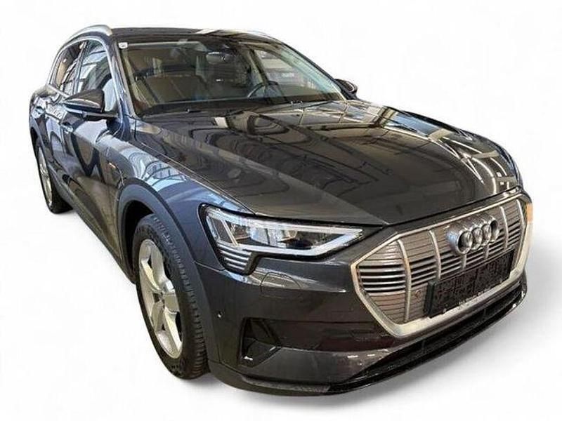 Gebraucht Audi e-tron Ambiente 230 kW (313 PS) 2021 Manhattangrau metallic SUV
