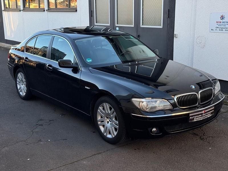 Gebraucht BMW 740 306 PS (225 kW) 2006 Schwarz Limousine