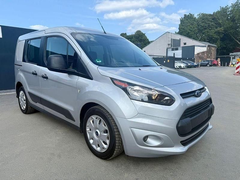 Silber Gebraucht 2017 Ford Tourneo Connect Titanium Van / Kleinbus | 9.900 € (Guter Preis) - Bild 1/4