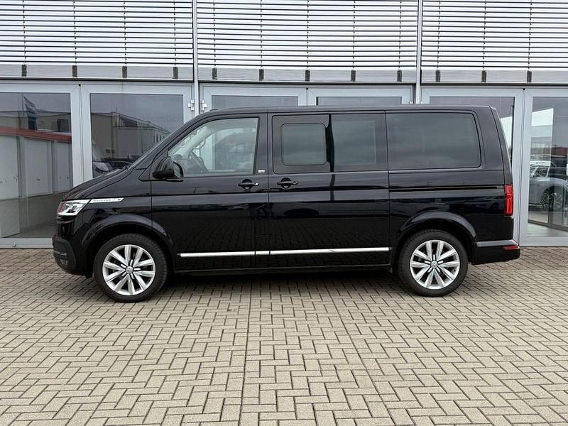 Gebraucht VW Multivan Generation Six 150 PS (110 kW) 2021 Schwarz metallic Van