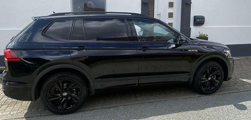 Gebraucht 2024 VW Tiguan R-line SUV | 35.900 € (Superpreis) - Bild 1/4