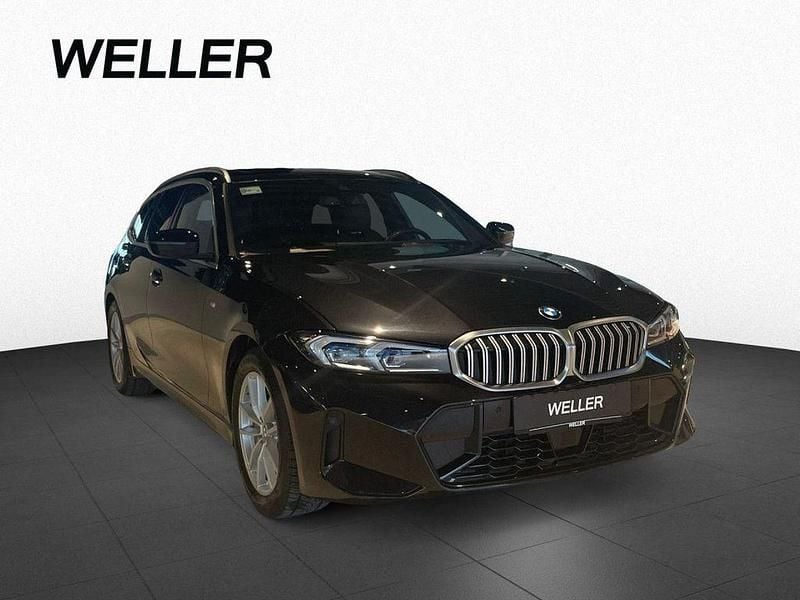 Gebraucht BMW 330 M Sport 286 PS (210 kW) 2023 Saphirschwarz (schwarz) Kombi