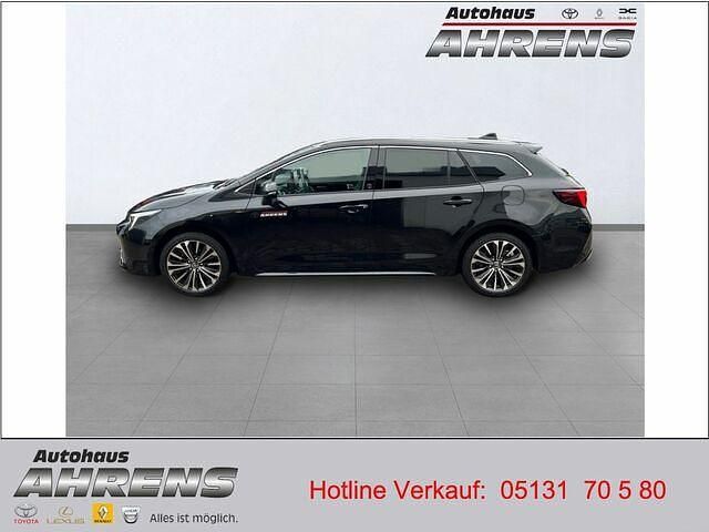 Gebraucht Toyota Corolla Team 140 PS (102 kW) 2023 Schwarz metallic (metallic) Kombi