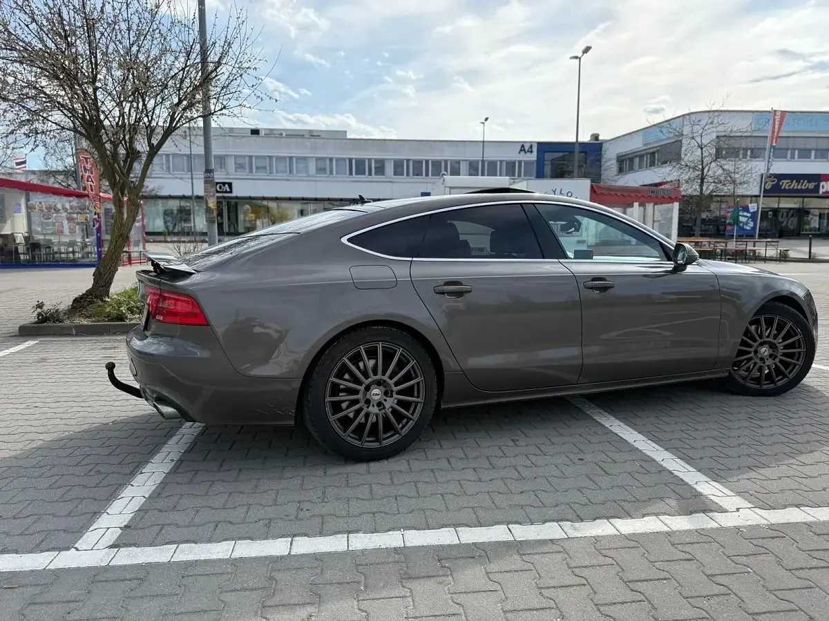 Gebraucht Audi A7 Design 245 PS (180 kW) 2010 Beige Kleinwagen