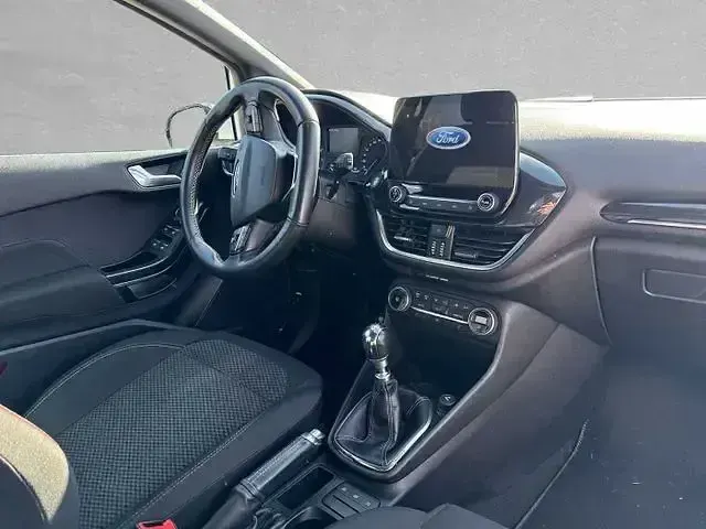 Gebraucht Ford Fiesta ST-Line 101 PS (74 kW) 2018 Weiß Kleinwagen