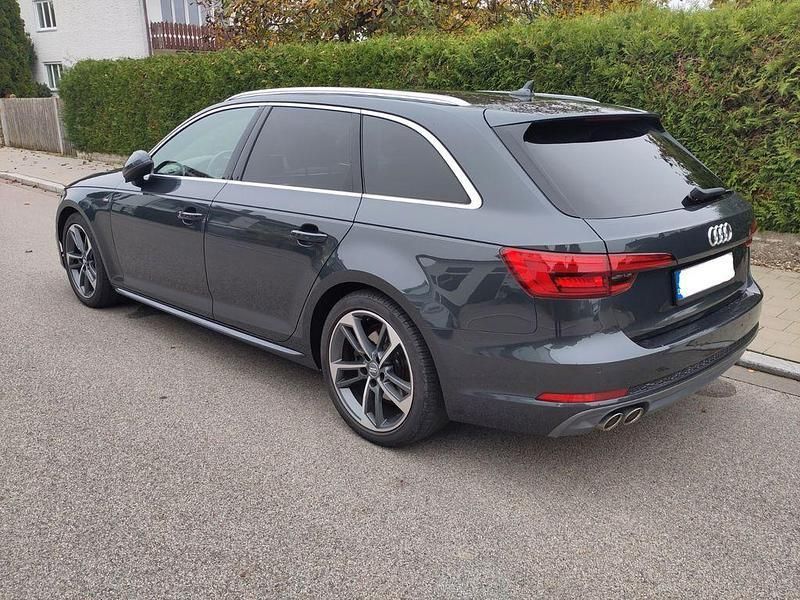 Grau Gebraucht 2016 Audi A4 Sport Kombi | 17.600 € (Fairer Preis) - Bild 1/4