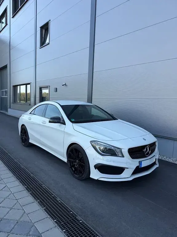 Gebraucht Mercedes CLA250 AMG line 211 PS (155 kW) 2015 Schwarz Coupé