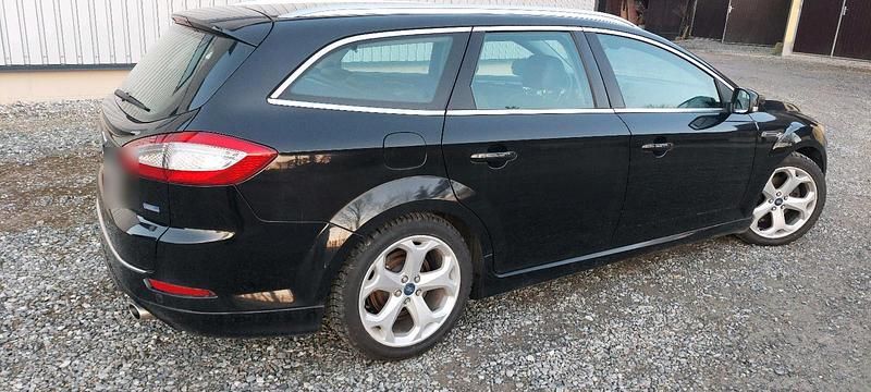 Gebraucht Ford Mondeo 200 PS (147 kW) 2013 Schwarz Kombi