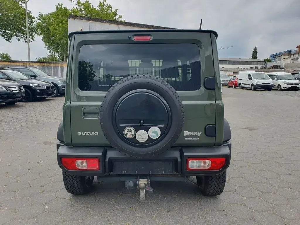 Gebraucht Suzuki Jimny 102 PS (75 kW) 2018 Grün SUV