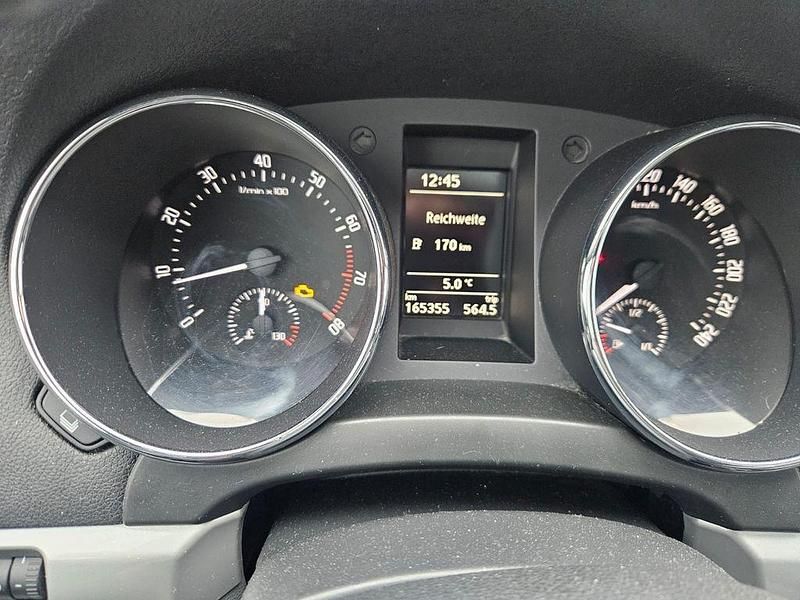 Gebraucht Skoda Yeti Plus Edition 160 PS (117 kW) 2012 Blau SUV