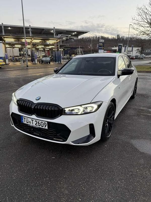 Second-hand BMW 330 252 CP (185 kW) 2024 Berlinǎ