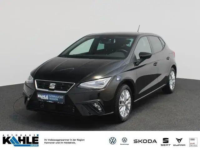 Schwarz Gebraucht 2024 Seat Ibiza FR Limousine | 19.990 € (Fairer Preis) - Bild 1/4
