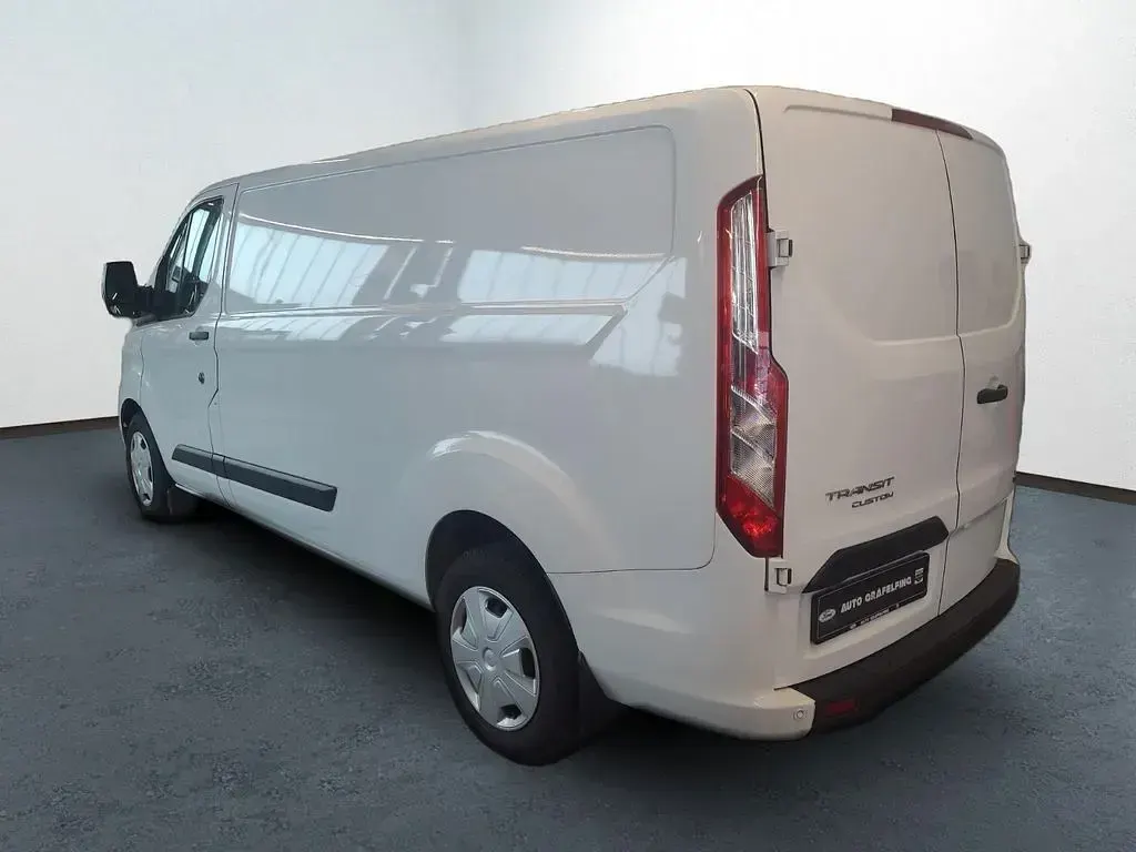 Gebraucht Ford Transit Custom 131 PS (96 kW) 2023 Weiß Van / Kleinbus