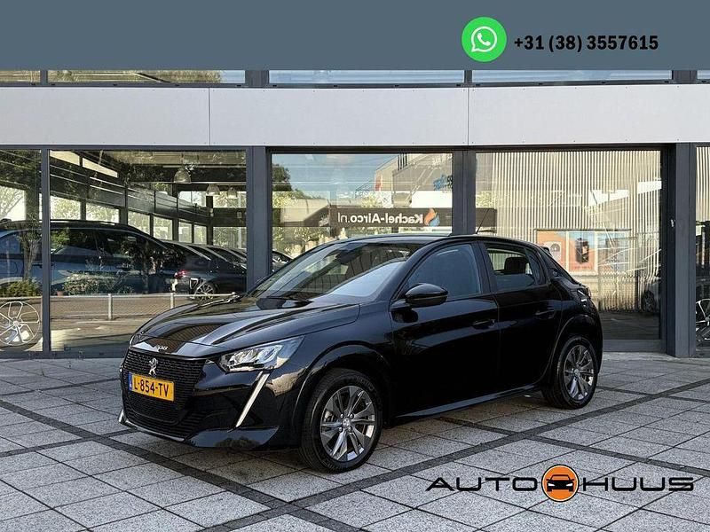 Schwarz Gebraucht 2021 Peugeot e-208 Active Kleinwagen | 12.801 € (Fairer Preis) - Bild 1/4