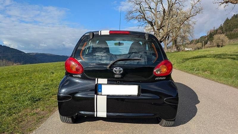 Gebraucht Toyota Aygo 68 PS (50 kW) 2008 Schwarz Kleinwagen