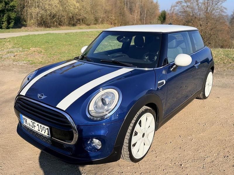 Gebraucht Mini Cooper 136 PS (100 kW) 2018 Blau Kleinwagen