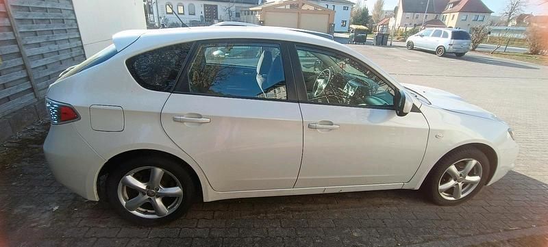 Gebraucht Subaru Impreza 150 PS (110 kW) 2010 Weiß Kleinwagen