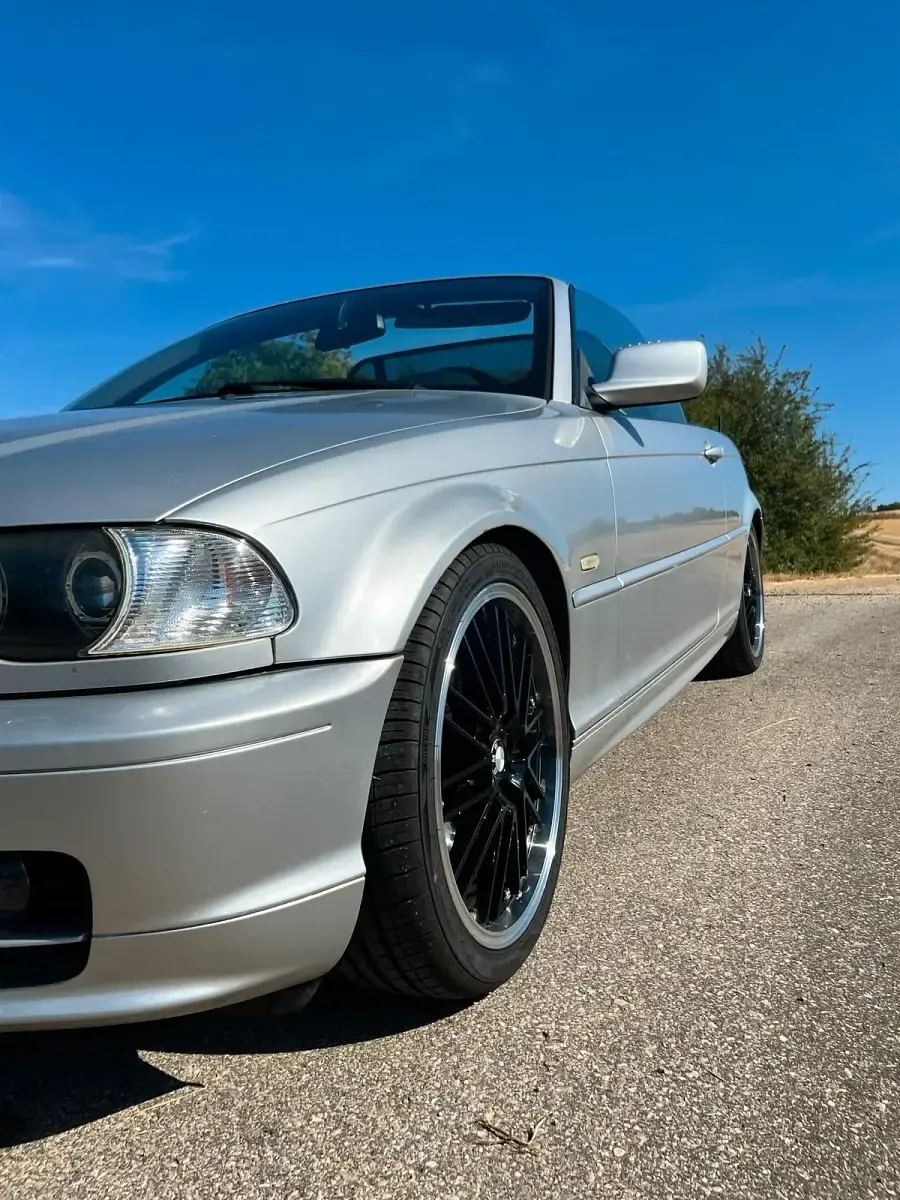 Gebraucht BMW 318 143 PS (105 kW) 2002 Silber Cabrio