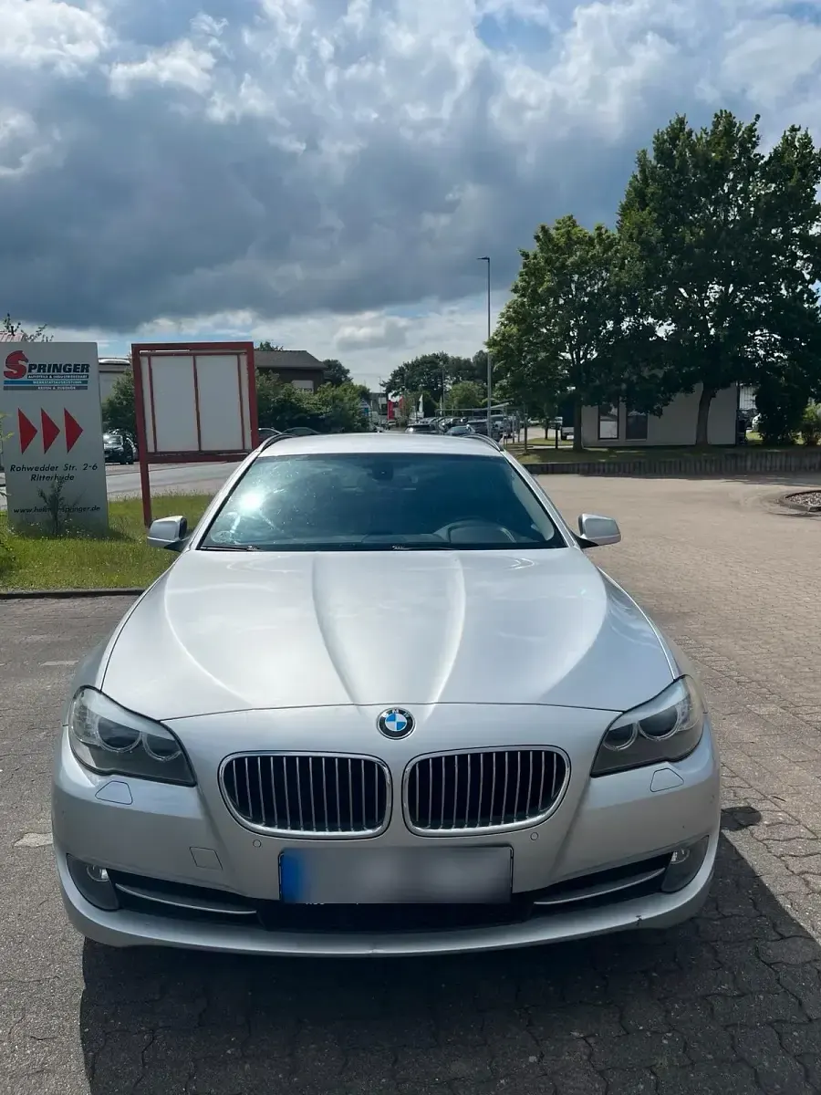 Gebraucht BMW 525 218 PS (160 kW) 2012 Grau Kombi