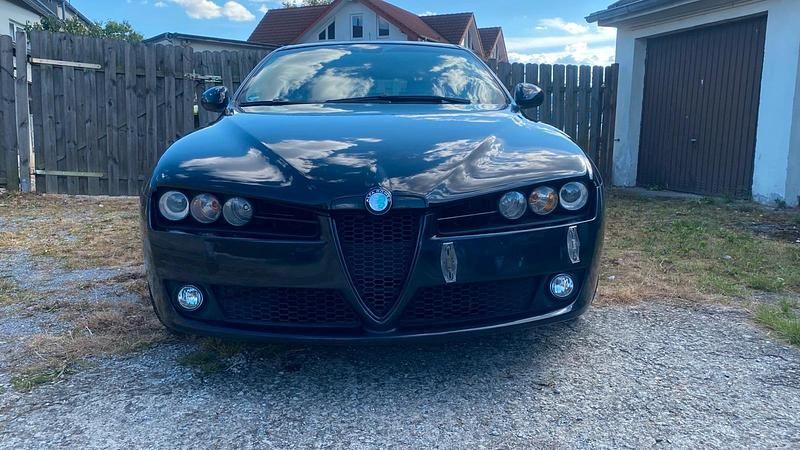 Schwarz Gebraucht 2005 Alfa Romeo 159 Coupé | 1.490 € - Bild 1/4