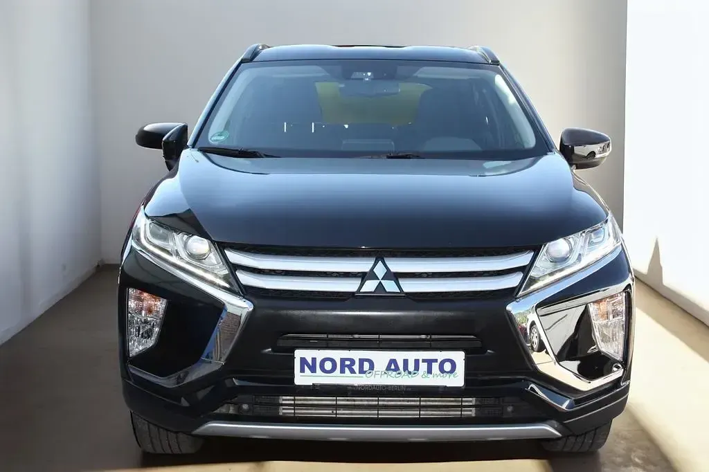Gebraucht Mitsubishi Eclipse Cross 163 PS (119 kW) 2021 Schwarz SUV