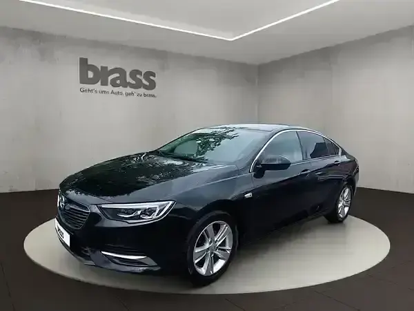 Używany Opel Insignia Innovation 165 KM (121 kW) 2020 Sedan/Limuzyna