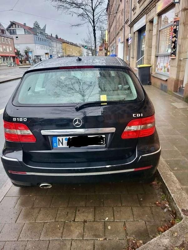 Gebraucht Mercedes B180 109 PS (80 kW) 2008 Van / Kleinbus