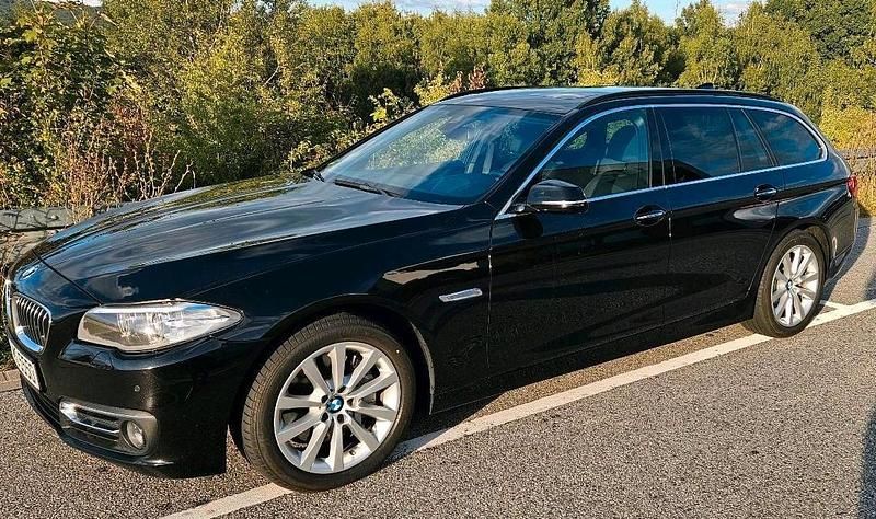 Schwarz Gebraucht 2016 BMW 535 Luxury Line Kombi | 16.900 € (Guter Preis) - Bild 1/4