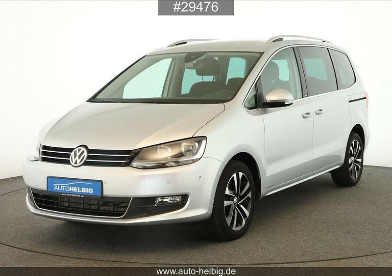 Silber Gebraucht 2020 VW Sharan United Van / Kleinbus | 26.990 € (Fairer Preis) - Bild 1/4