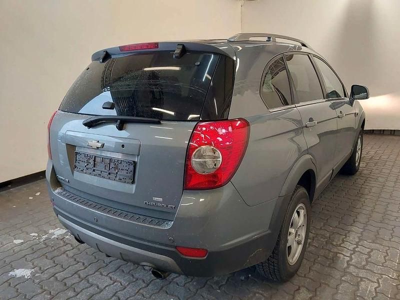 Gebraucht Chevrolet Captiva 163 PS (119 kW) 2013 Grau SUV