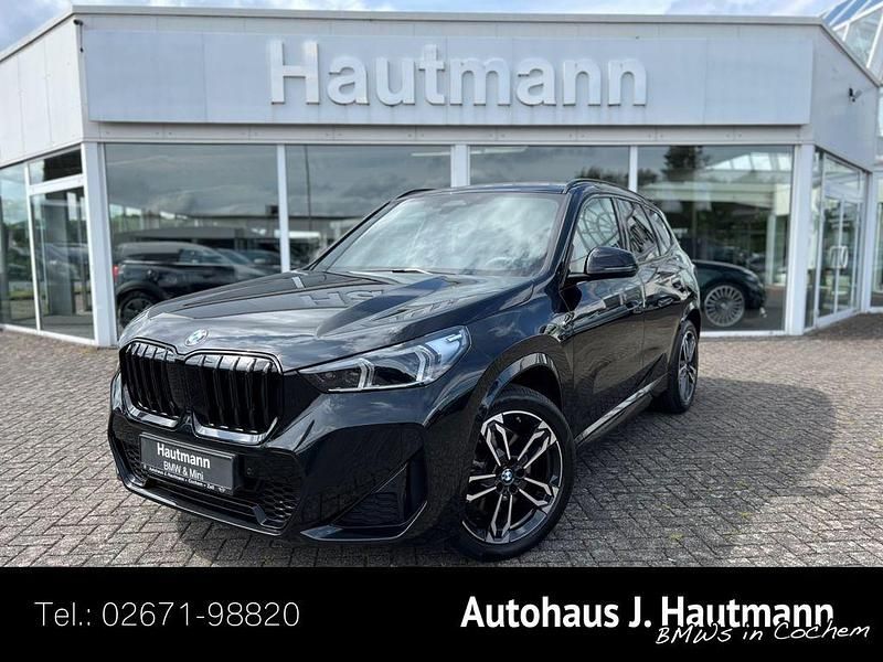 Schwarz Gebraucht 2023 BMW X1 M Sport SUV | 48.950 € (Fairer Preis) - Bild 1/4