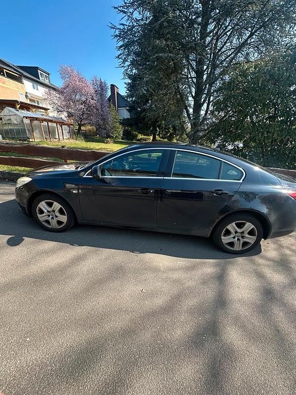 Gebraucht Opel Insignia 140 PS (102 kW) 2009 Limousine