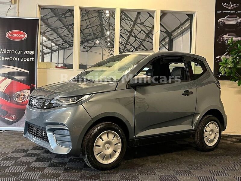 Grau Gebraucht 2023 Aixam Microcar Kleinwagen | 14.950 € (Fairer Preis) - Bild 1/4